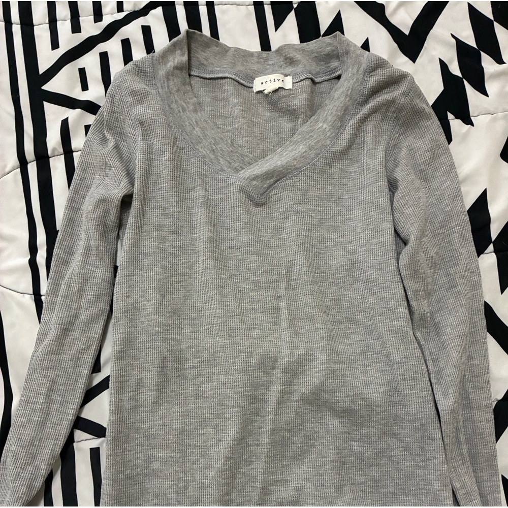 V neck long sleeve